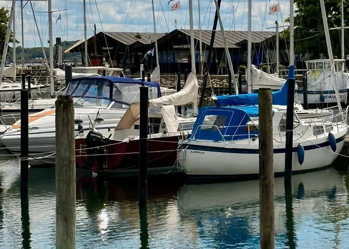 With Wifi, Close To Center, And Forrest Apartamento *